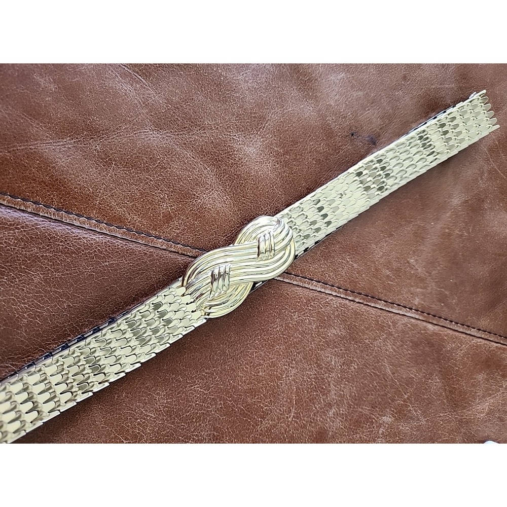 Vintage 90's Goldtone Fish Scale figure 8 Buckle Belt sz 30-36"‎ retro Y2K